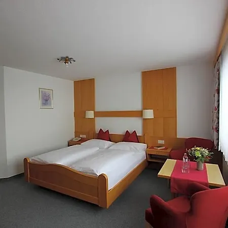 Hotel Garni Bel-ami 3*